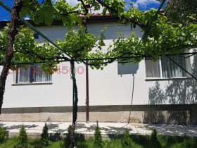 КЪЩА, 140 m2