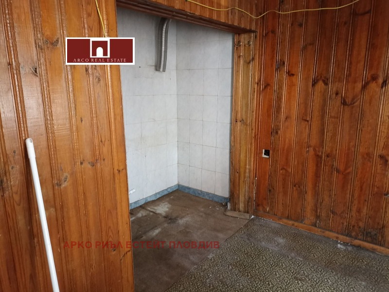 Продава ЕТАЖ ОТ КЪЩА, гр. Пловдив, Център