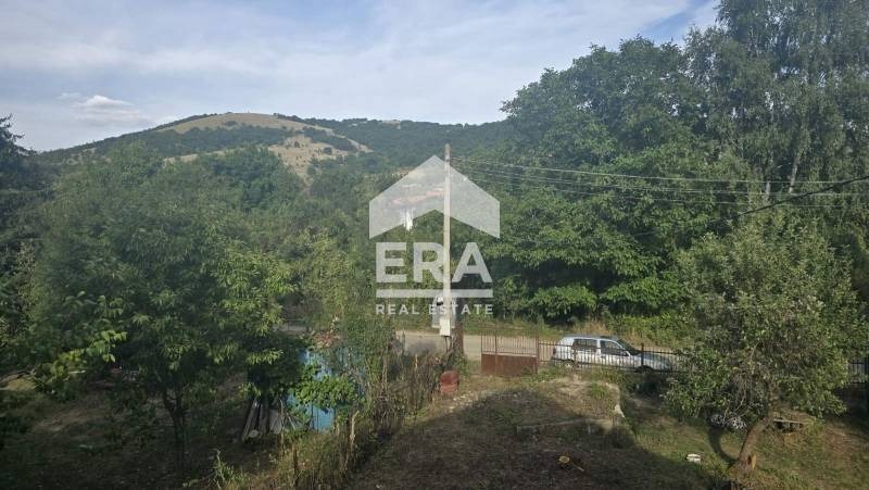 Продава КЪЩА, с. Боснек, област Перник, снимка 2 - Къщи - 53070743