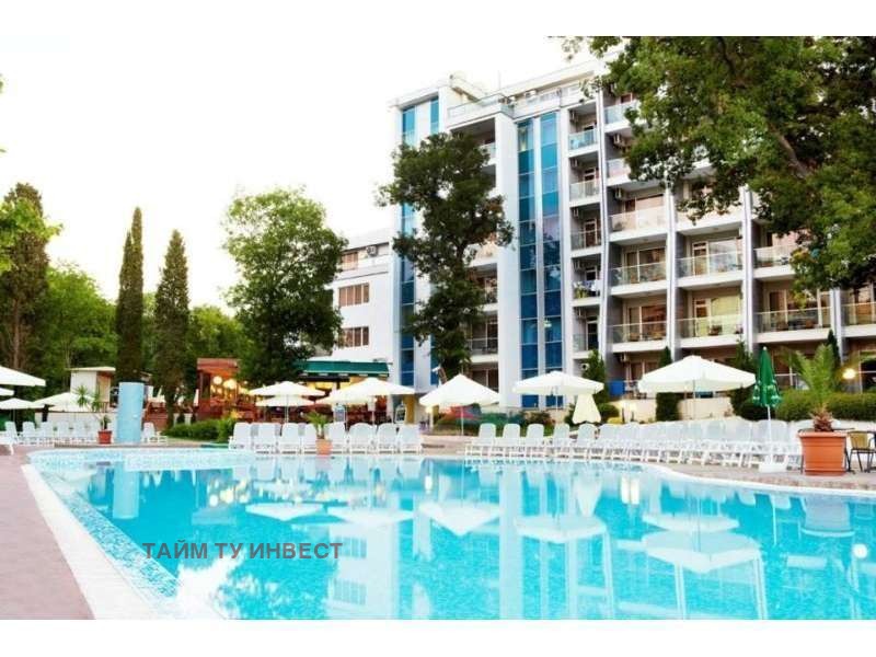 Продава  1-стаен град Варна , к.к. Златни пясъци , 50 кв.м | 74756059