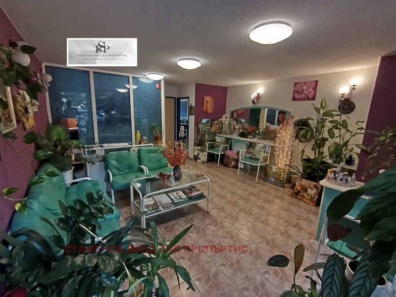 Na sprzedaż  Sklep Sofia , Strelbiszcze , 51 mkw | 96563135