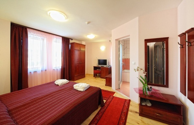 De vânzare  Hotel Varna , c.c. Zlatni piasâți , 7000 mp | 87338224 - imagine [2]