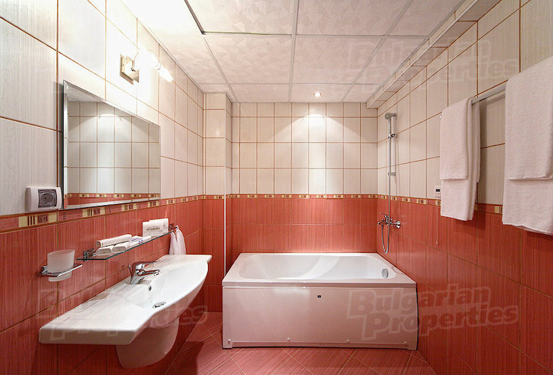 De vânzare  Hotel Varna , c.c. Zlatni piasâți , 7000 mp | 87338224 - imagine [4]
