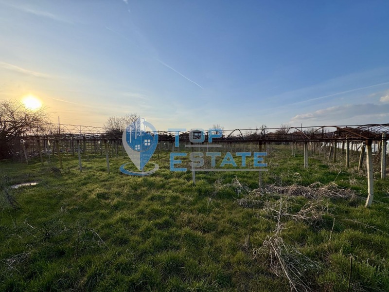 Продава ПАРЦЕЛ в област Велико Търново, с. Джулюница - 1300 кв.м / 12 000 € » 23 469.96 лв., ТОП ЕСТЕЙТ