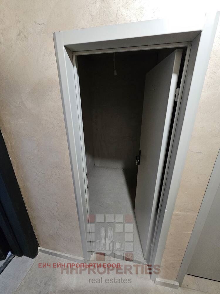 Til salg  2 soveværelser Plovdiv , Tsentar , 107 kvm | 32372270 - billede [8]