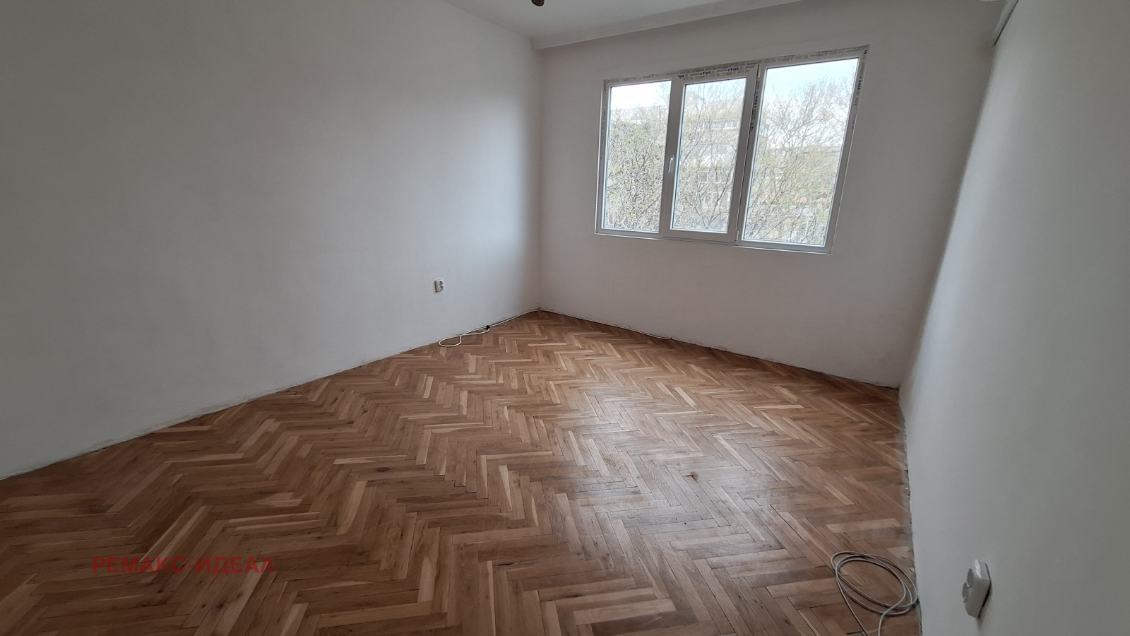 Продава 3-СТАЕН, гр. Варна, Базар Левски, снимка 3 - Апартаменти - 54277274