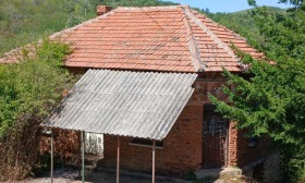 Casa Veshtitsa, región Vidin