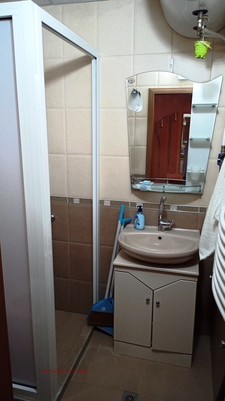 Продава 2-СТАЕН, гр. Русе, Възраждане, снимка 8 - Апартаменти - 54947144