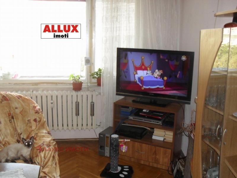 Продава 3-СТАЕН, гр. Русе, Възраждане