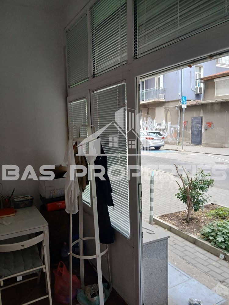 Продава МАГАЗИН, гр. София, Център, снимка 3 - Магазини - 52233016