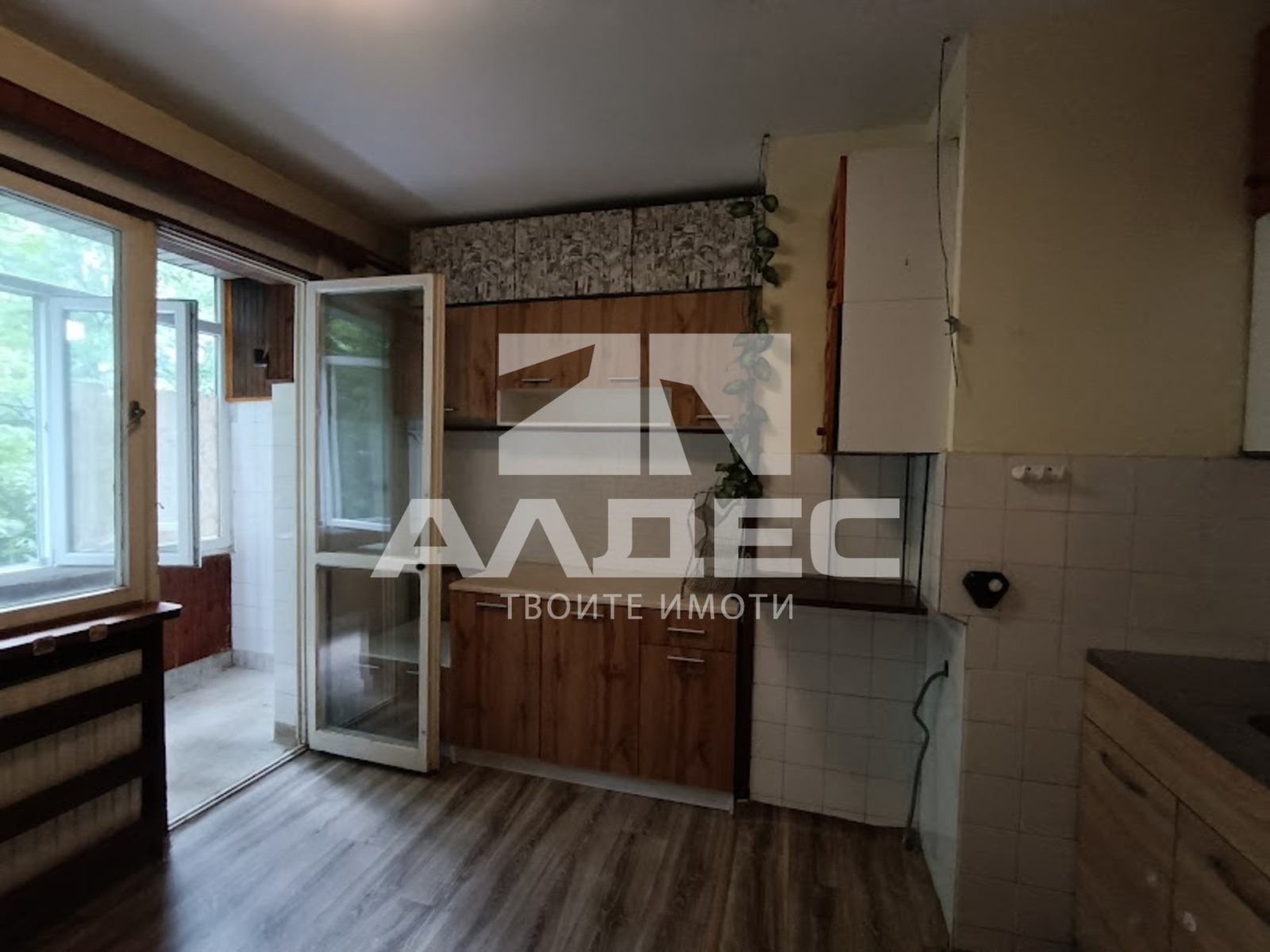 Продава 3-СТАЕН, гр. София, Фондови жилища, снимка 2 - Апартаменти - 54690761