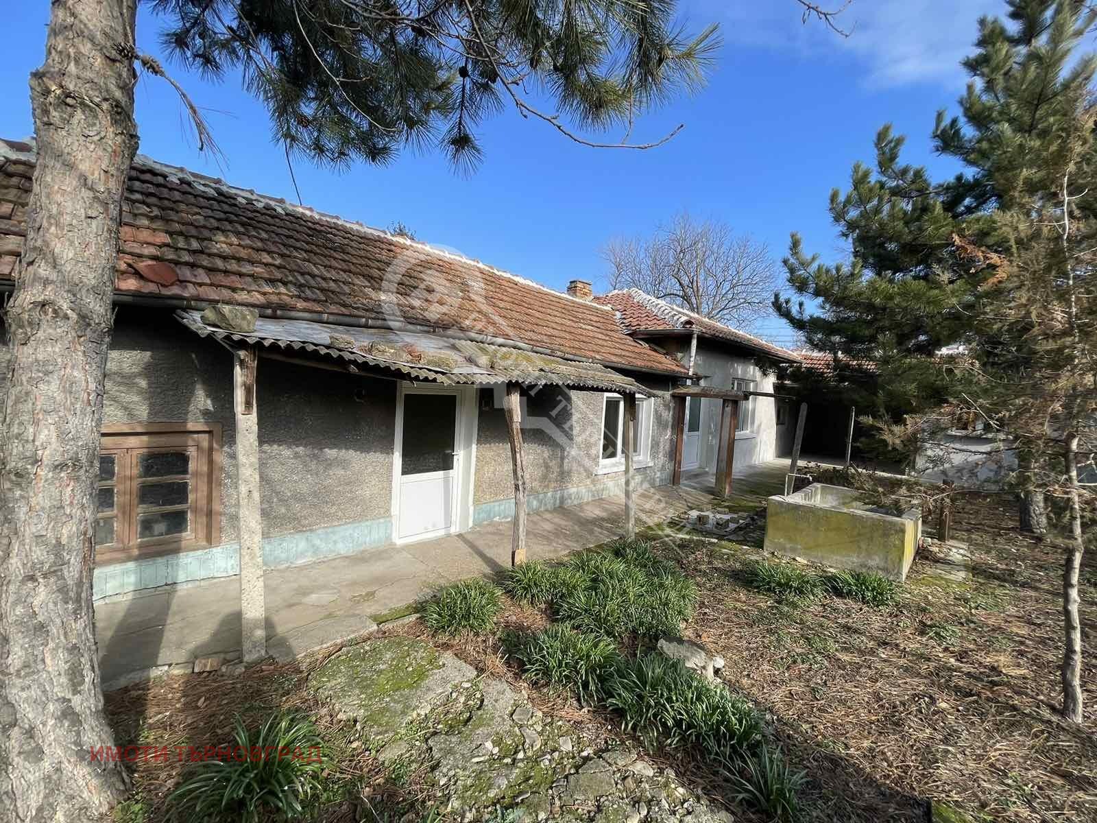 Продава КЪЩА, с. Раданово, област Велико Търново, снимка 2 - Къщи - 48713059