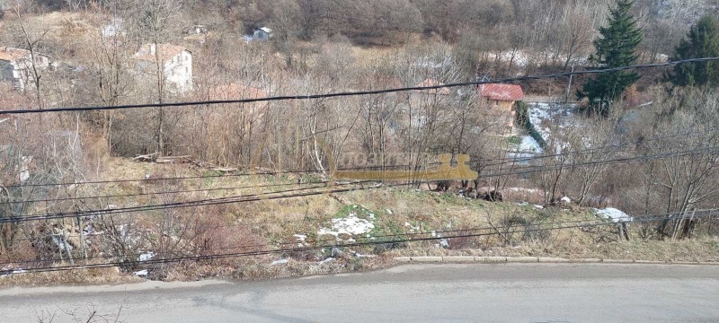 Продава ПАРЦЕЛ в град София, гр. Банкя - 2600 кв.м / 140 000 € » 273 816.20 лв., ПОЗИТИВ ИМОТИ