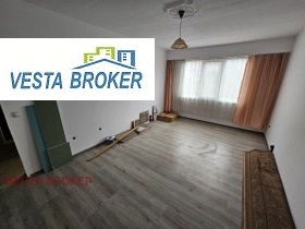 1 dormitorio Vazrozhdentsi, Kardzhali 1