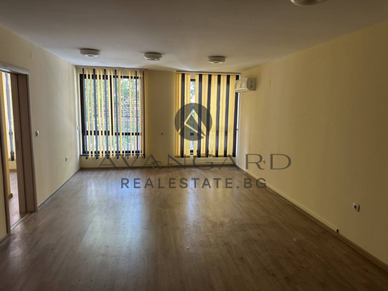 De vânzare  2 dormitoare Plovdiv , Cârșiiaca , 121 mp | 56484752 - imagine [9]