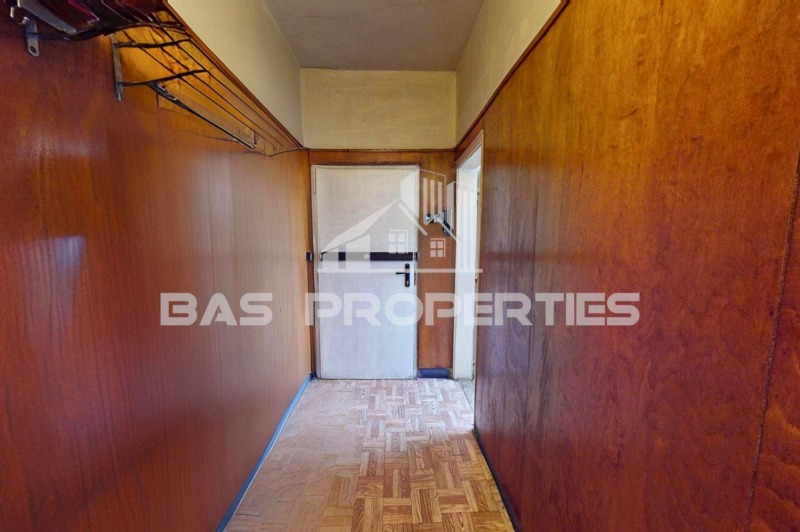 Продава 3-СТАЕН, гр. София, Лагера, снимка 15 - Апартаменти - 53196994