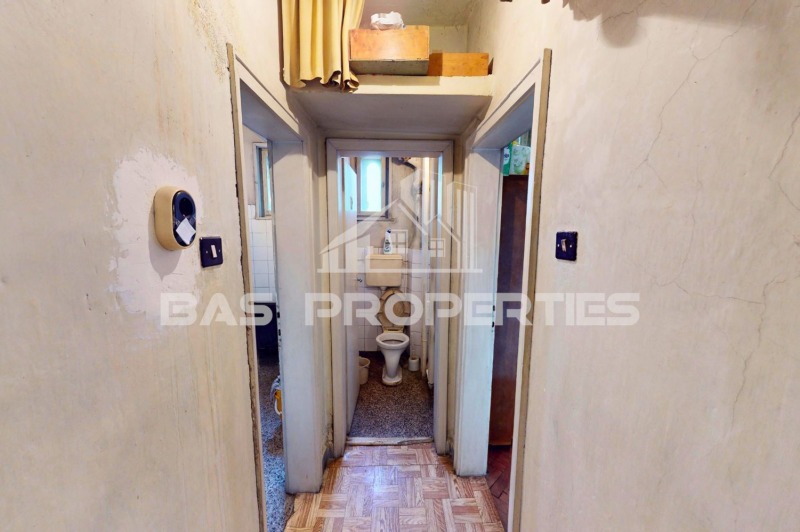 Продава 3-СТАЕН, гр. София, Лагера, снимка 11 - Апартаменти - 53196994