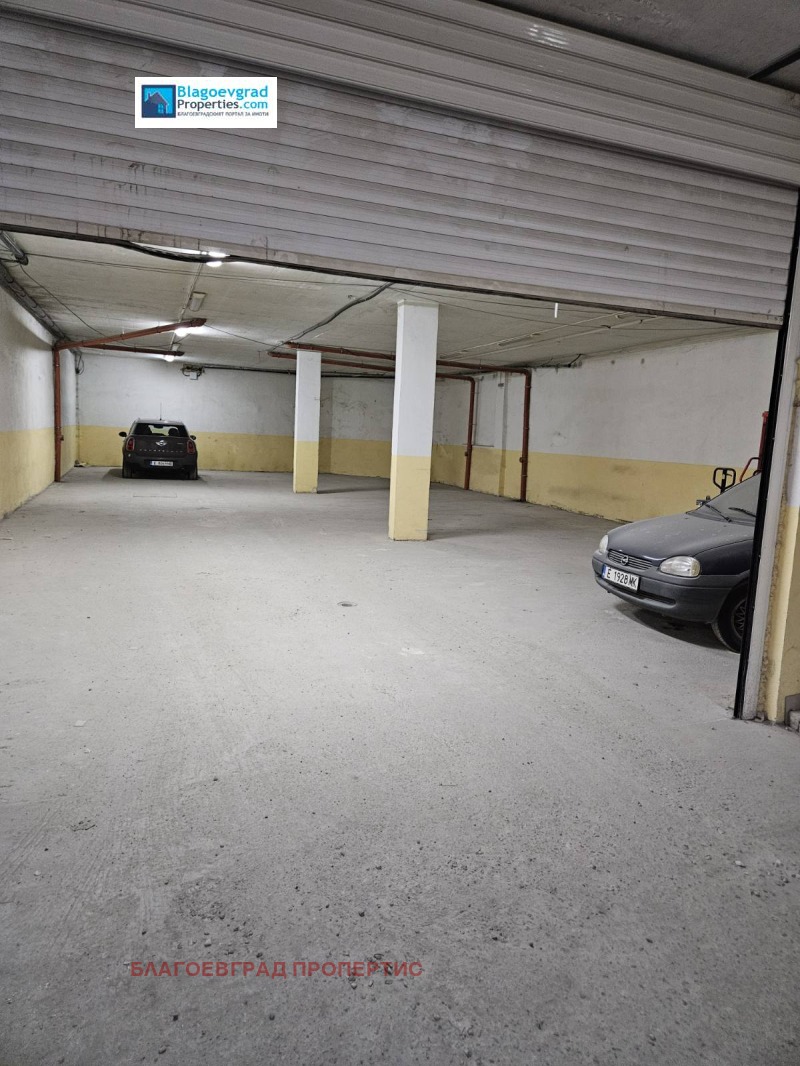 Te koop  Parkeerplaats Blagoevgrad , Sjirok tsentar , 20 m² | 26028850