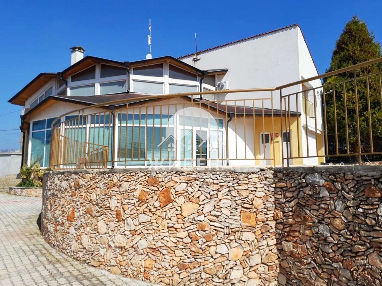 Продава КЪЩА, с. Оброчище, област Добрич, снимка 2 - Къщи - 50372653