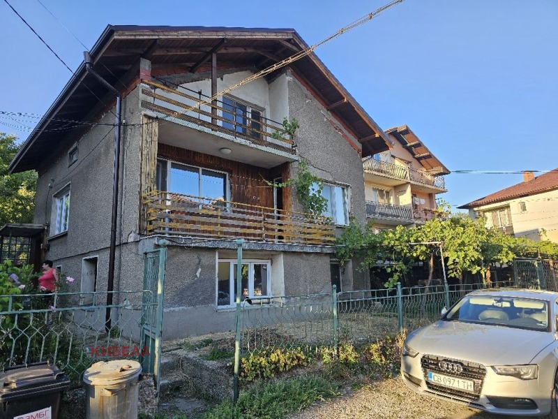 Продава КЪЩА в град Перник, Клепало - 186 кв.м / 300 000 € » 586 749.00 лв., КИБЕЛА