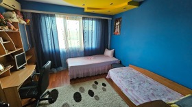 2 slaapkamers Orel, Razgrad 4