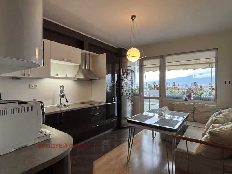 Продава 3-СТАЕН, гр. София, Толстой, снимка 4 - Апартаменти - 52319676