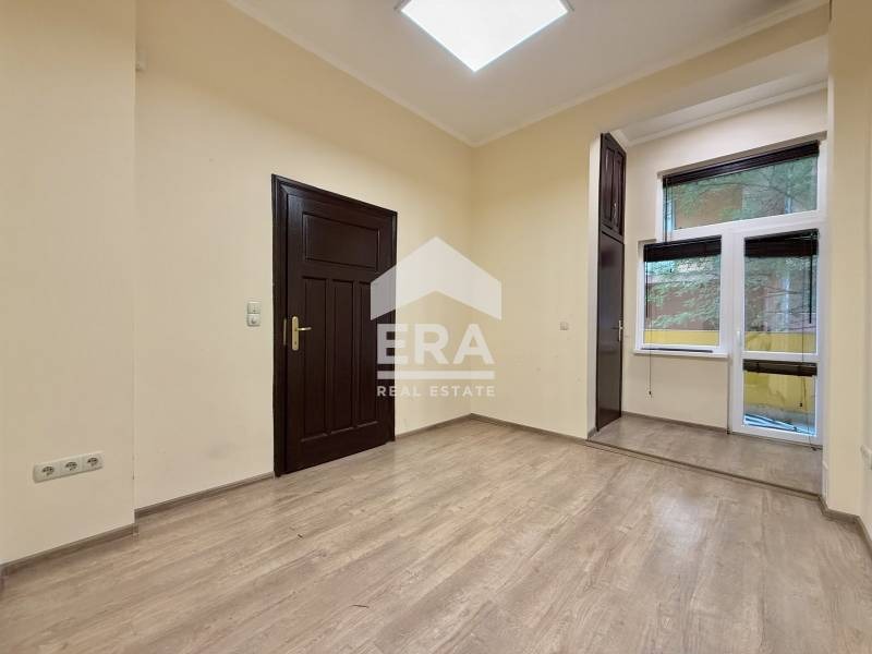 Продава  4-стаен град София , Докторски паметник , 126 кв.м | 79418478 - изображение [9]