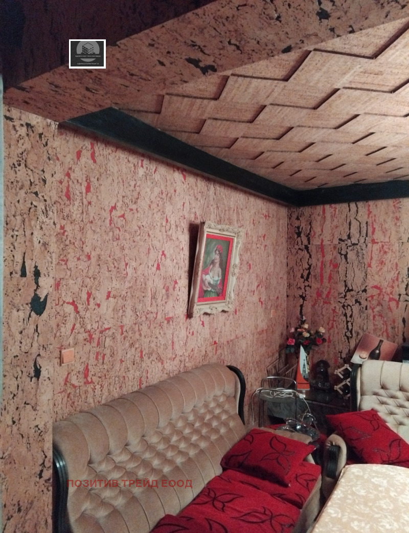 Продава КЪЩА, с. Тополница, област Кюстендил, снимка 6 - Къщи - 52829147