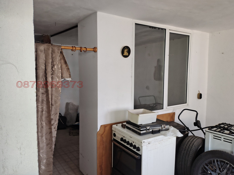 Продава  Парцел град Добрич , Център , 300 кв.м | 68146580 - изображение [11]