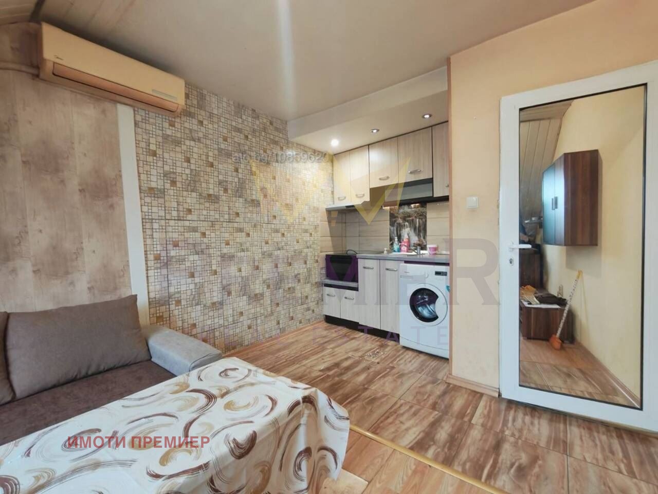 Продава 2-СТАЕН, гр. Бургас, Възраждане, снимка 2 - Апартаменти - 54707877