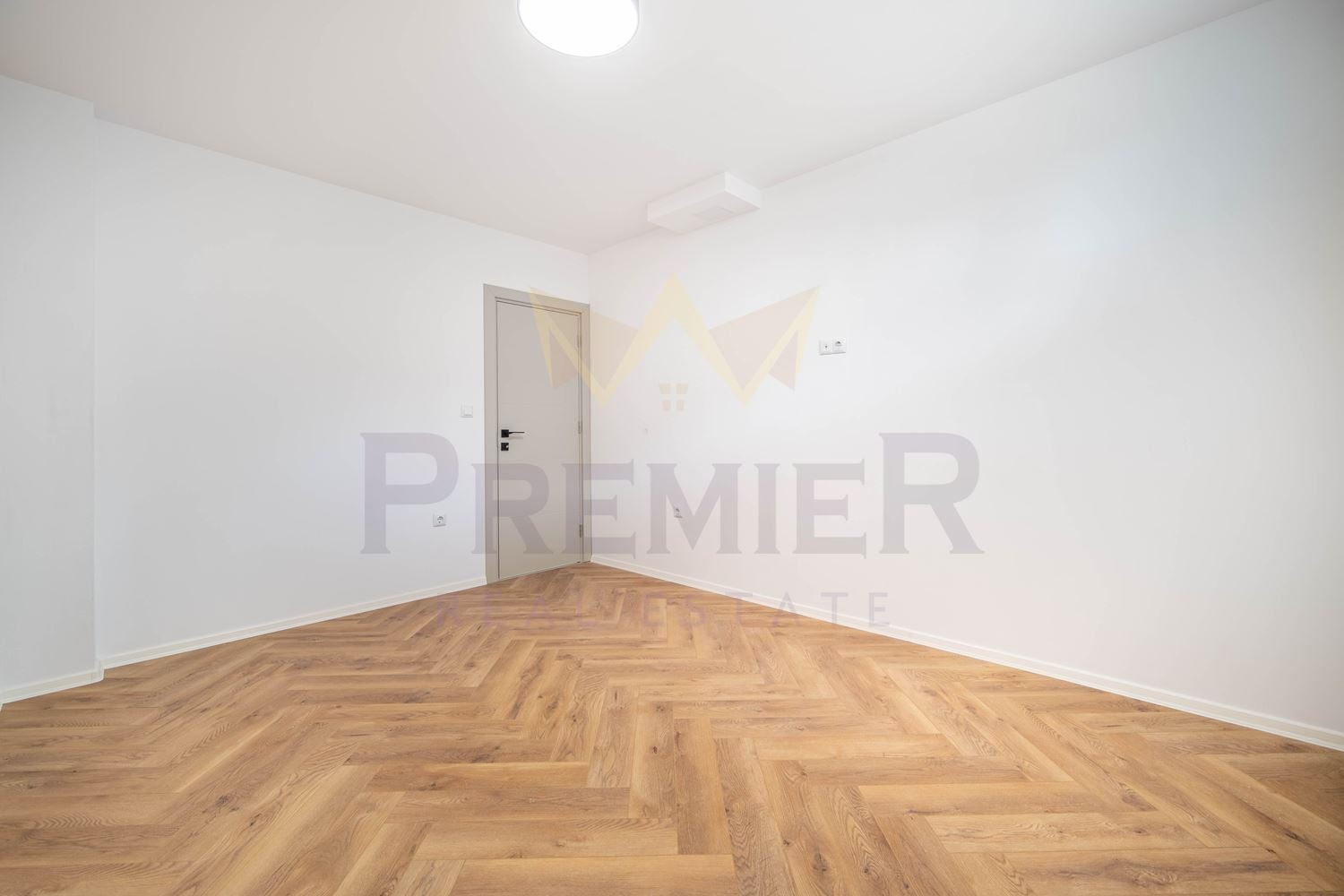 Продава 3-СТАЕН, гр. Варна, Възраждане 2, снимка 2 - Апартаменти - 53521763