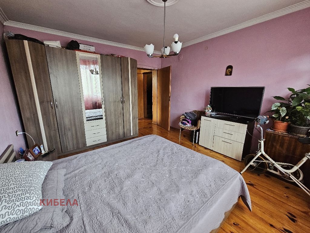 Продава ЕТАЖ ОТ КЪЩА, гр. Перник, Клепало, снимка 2 - Етаж от къща - 52982904