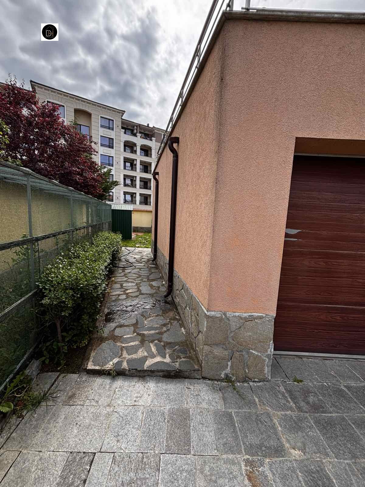 Продава КЪЩА, гр. Пловдив, Остромила, снимка 4 - Къщи - 54617239