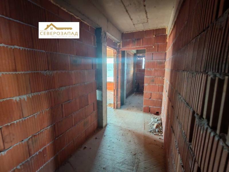 Продава 2-СТАЕН, гр. Монтана, Пъстрина, снимка 3 - Апартаменти - 50199890