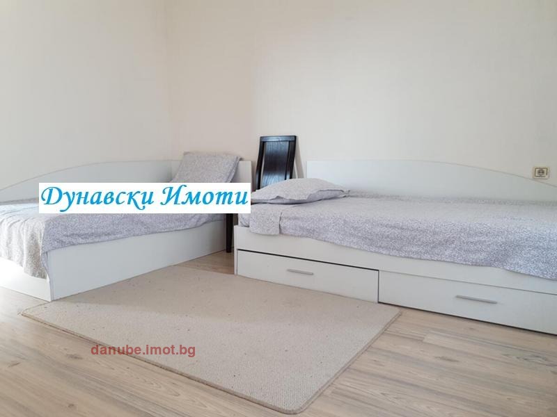 Продава 3-СТАЕН, гр. Русе, Възраждане, снимка 6 - Апартаменти - 55380341
