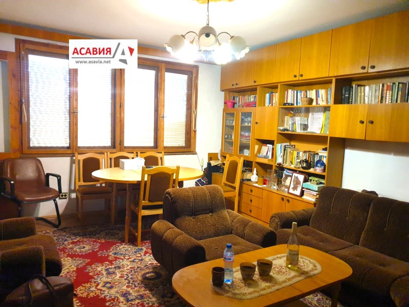 Eladó  3 hálószobás Lovecs , Sirok centar , 104 négyzetméter | 34391728 - kép [2]