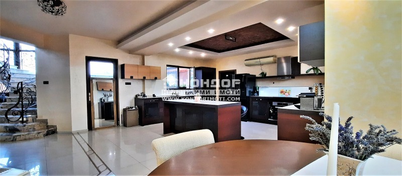 Продава КЪЩА, с. Радиново, област Пловдив, снимка 9 - Къщи - 52440360