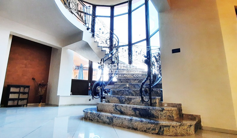 Продава КЪЩА, с. Радиново, област Пловдив, снимка 11 - Къщи - 52440360