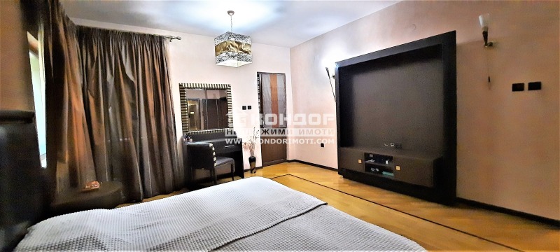 Продава КЪЩА, с. Радиново, област Пловдив, снимка 16 - Къщи - 52440360