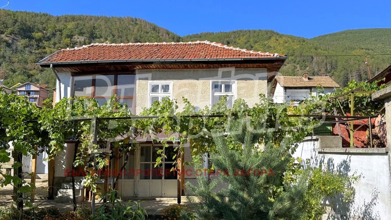 Продава КЪЩА, гр. Мъглиж, област Стара Загора, снимка 2 - Къщи - 53195400