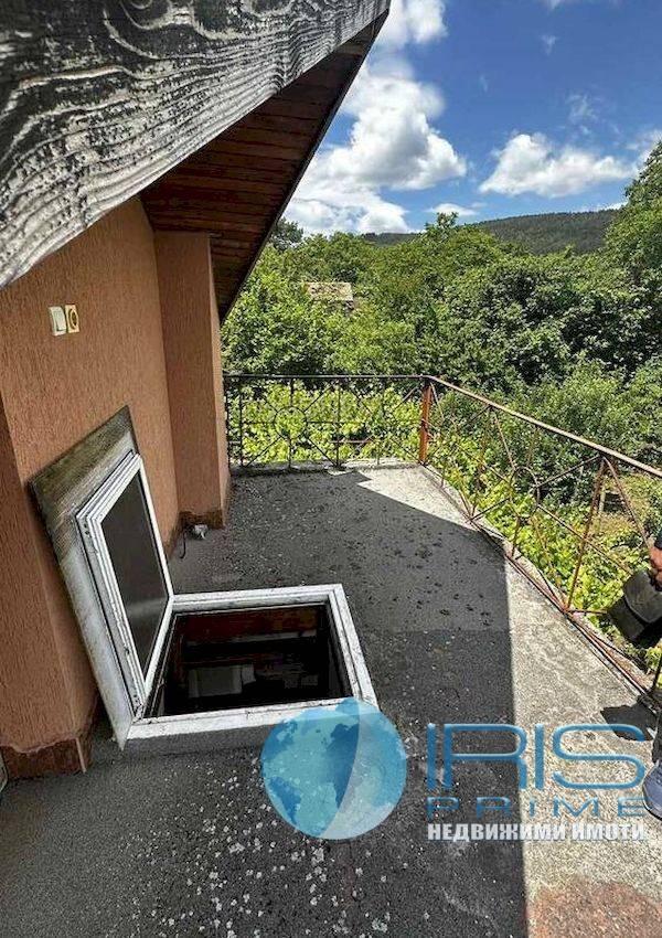 Till salu  Villa Sjumen , m-t Pod Manastira , 70 kvm | 82559038 - bild [4]