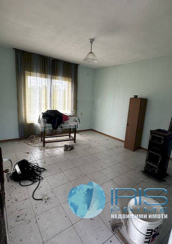 For Sale  Villa Shumen , m-t Pod Manastira , 70 sq.m | 82559038 - image [2]