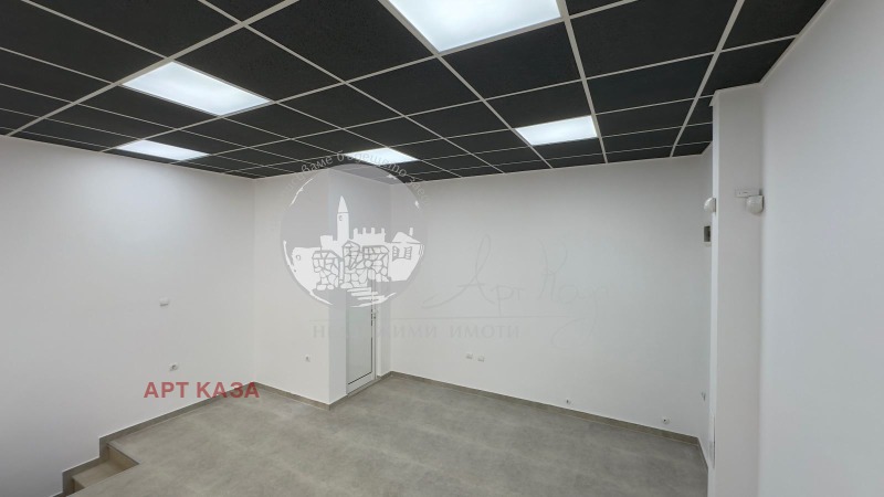 Na sprzedaż  Sklep Plowdiw , Karszijaka , 45 mkw | 69993842