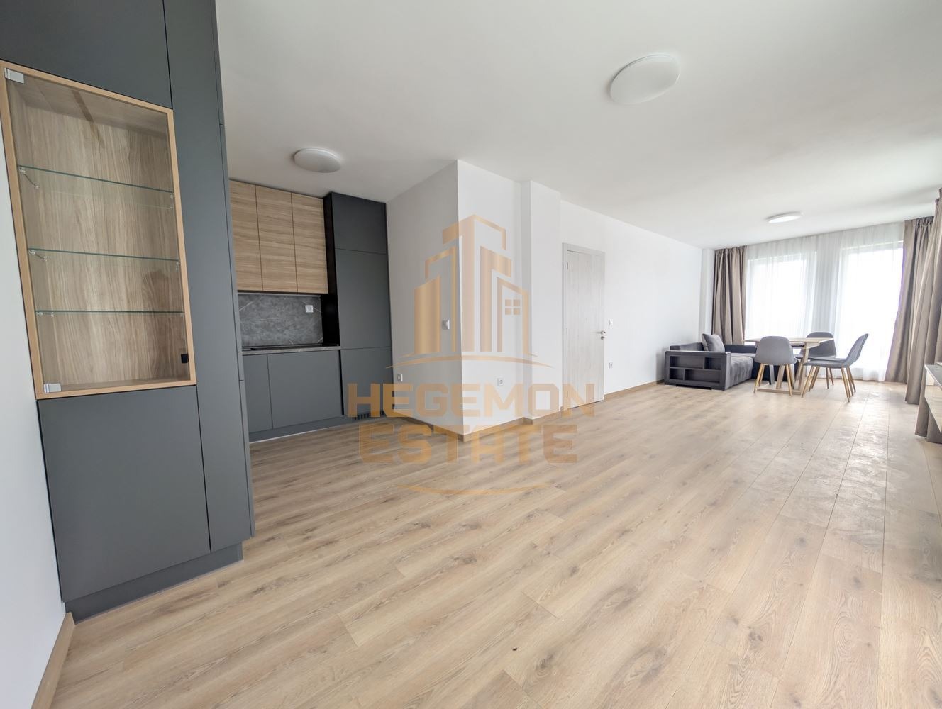 Продава 2-СТАЕН, гр. Варна, Възраждане 3