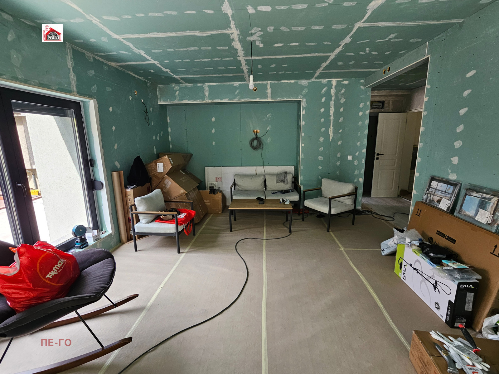 Продава ЕТАЖ ОТ КЪЩА, гр. Пазарджик, Център, снимка 7 - Етаж от къща - 54261825