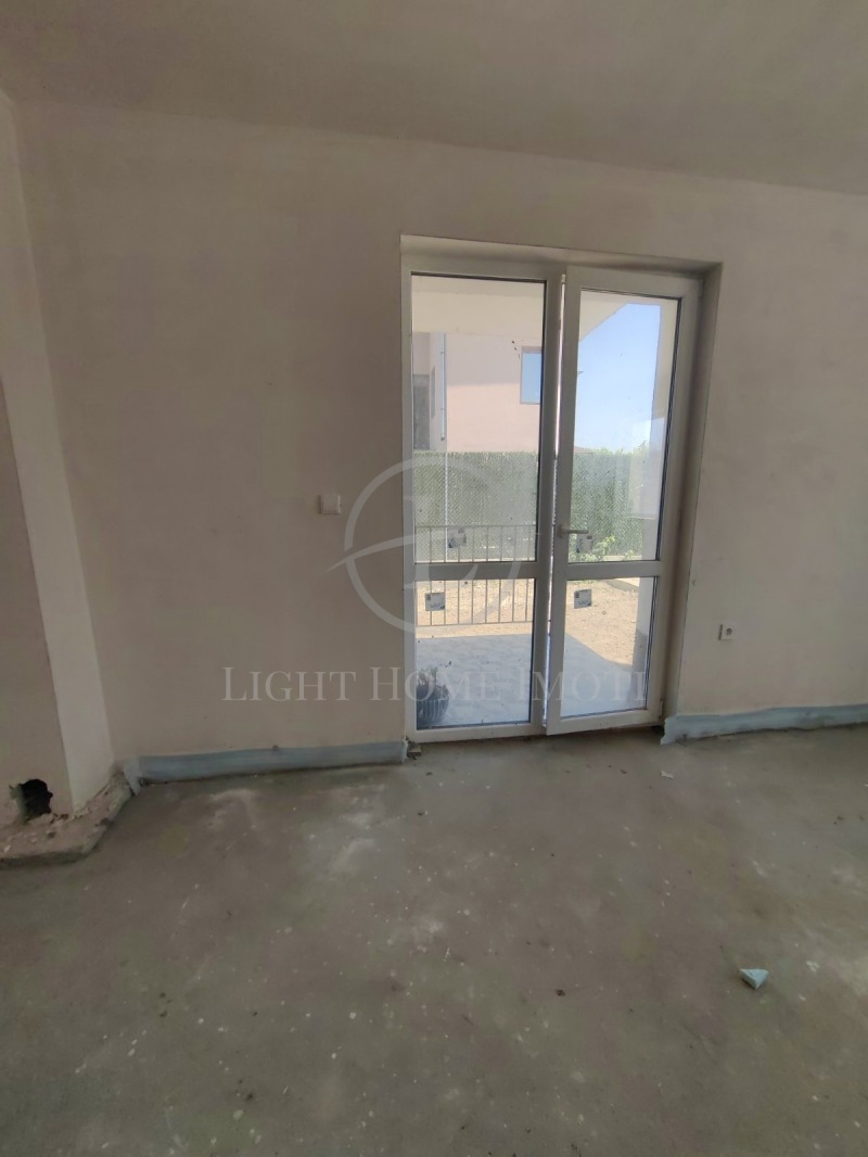À venda  1 quarto Plovdiv , Komatevo , 65 m² | 69935440 - imagem [4]