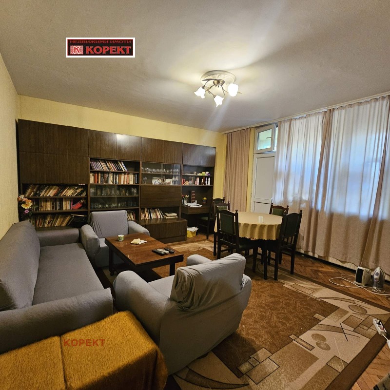 Продава  3-стаен, град Плевен, Сторгозия • 95 000 EUR • ID 41848561 — holmes.bg - [1] 