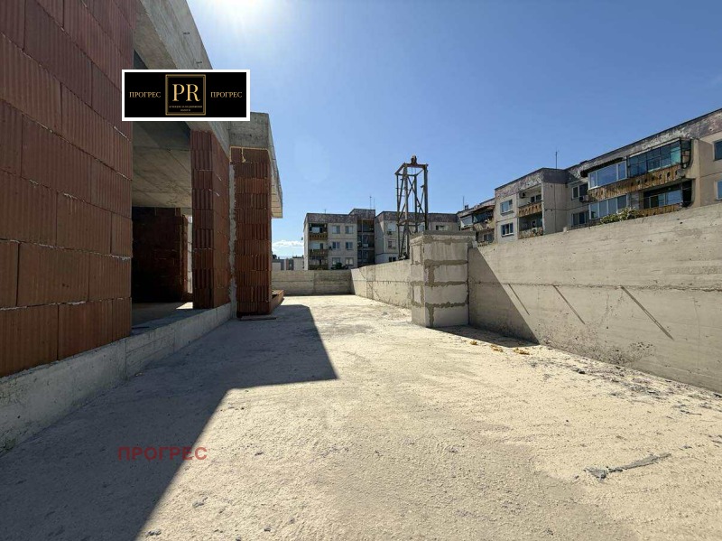 En venta  2 dormitorios Plovdiv , Yuzhen , 124 metros cuadrados | 36833562 - imagen [10]