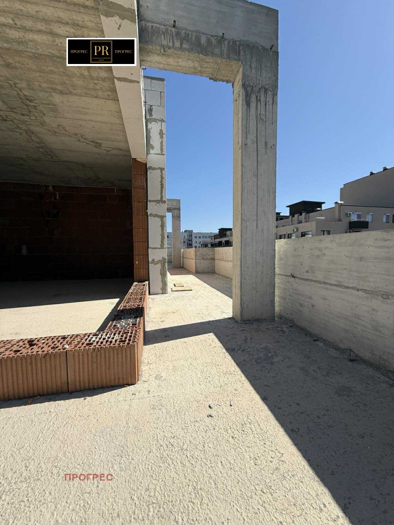 En venta  2 dormitorios Plovdiv , Yuzhen , 124 metros cuadrados | 36833562 - imagen [11]