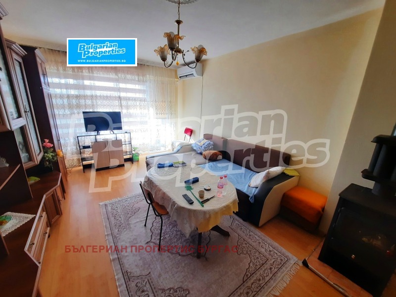 Продава 3-СТАЕН, с. Дебелт, област Бургас